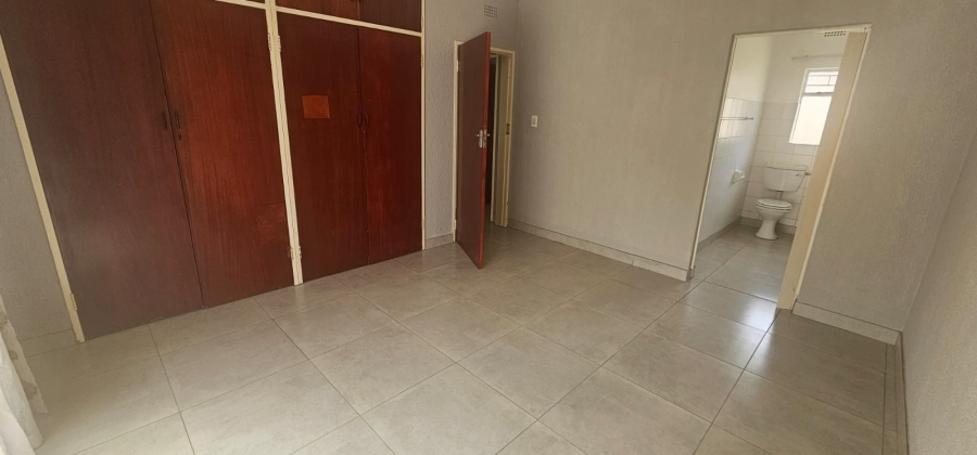 To Let 3 Bedroom Property for Rent in Safari Gardens North West